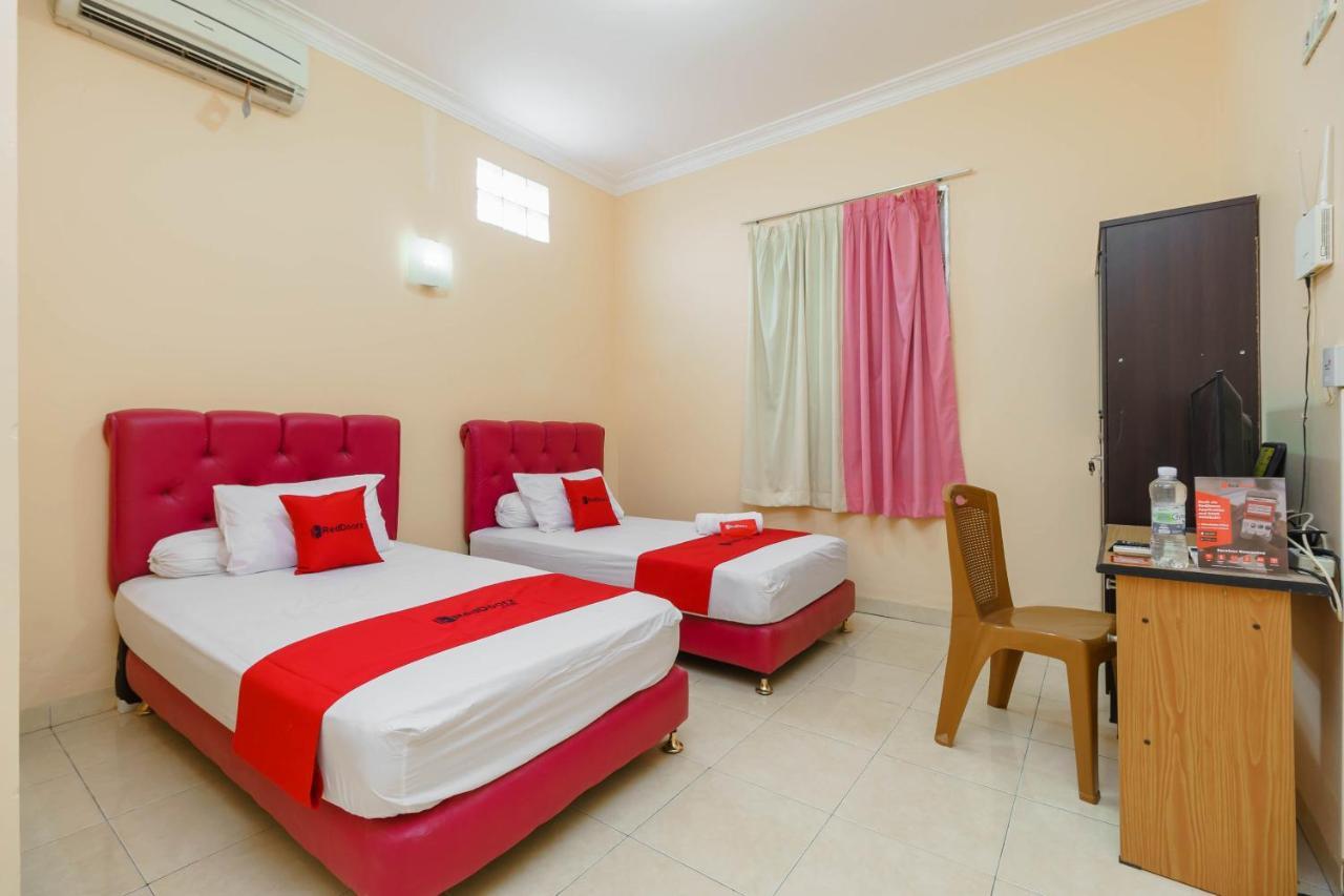 Reddoorz Syariah Near Palembang Square Mall 3 Dış mekan fotoğraf